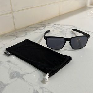 Oakley Men’s Sunglasses Holbrook Metal Polarized Lenses Gunmetal Frame